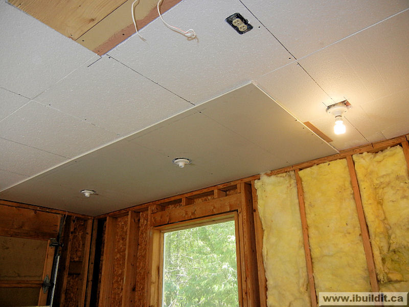 drywall on ceiling of workshop garage